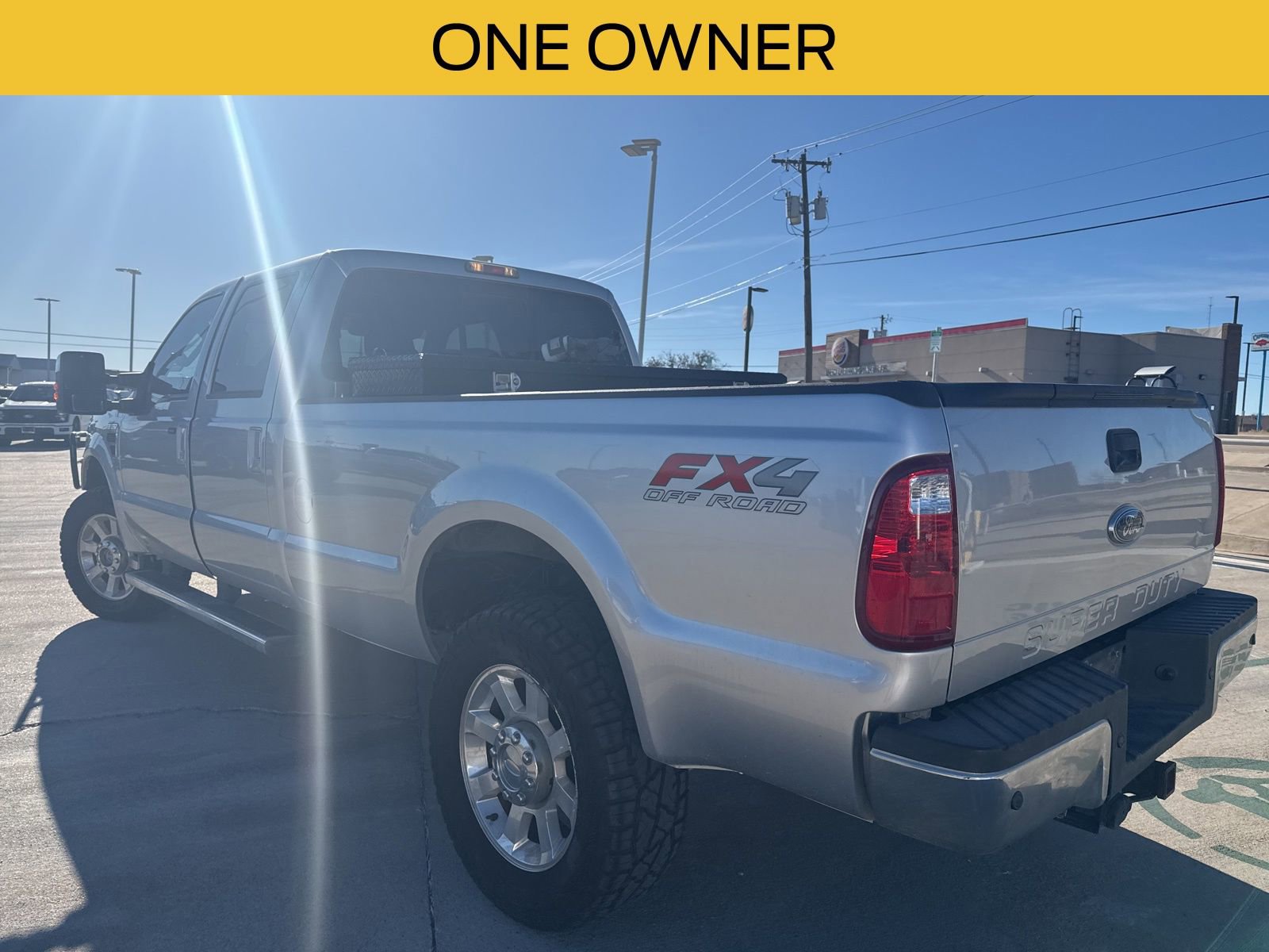 Used 2010 Ford F350 Lariat image 5