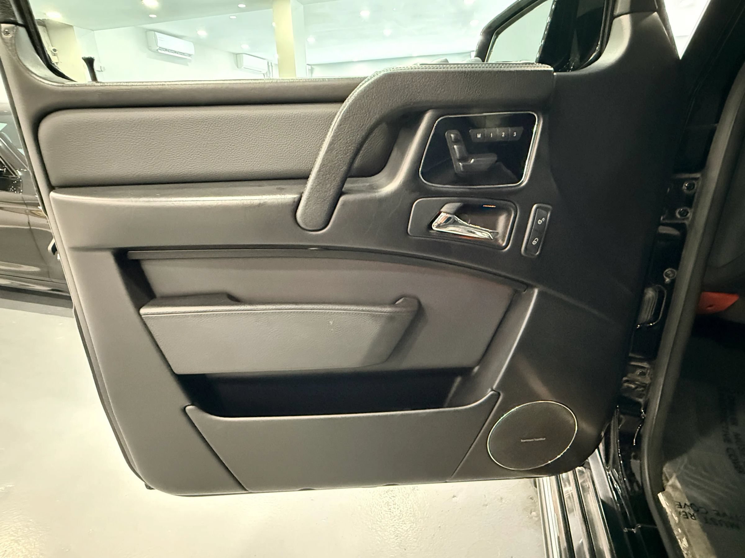 Used 2017 Mercedes-Benz G 550 image 32