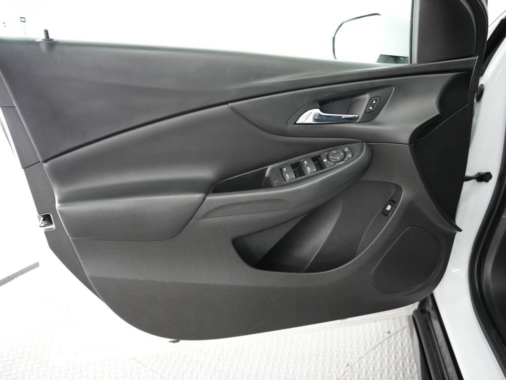 Used 2018 Chevrolet Volt LT FWD image 42