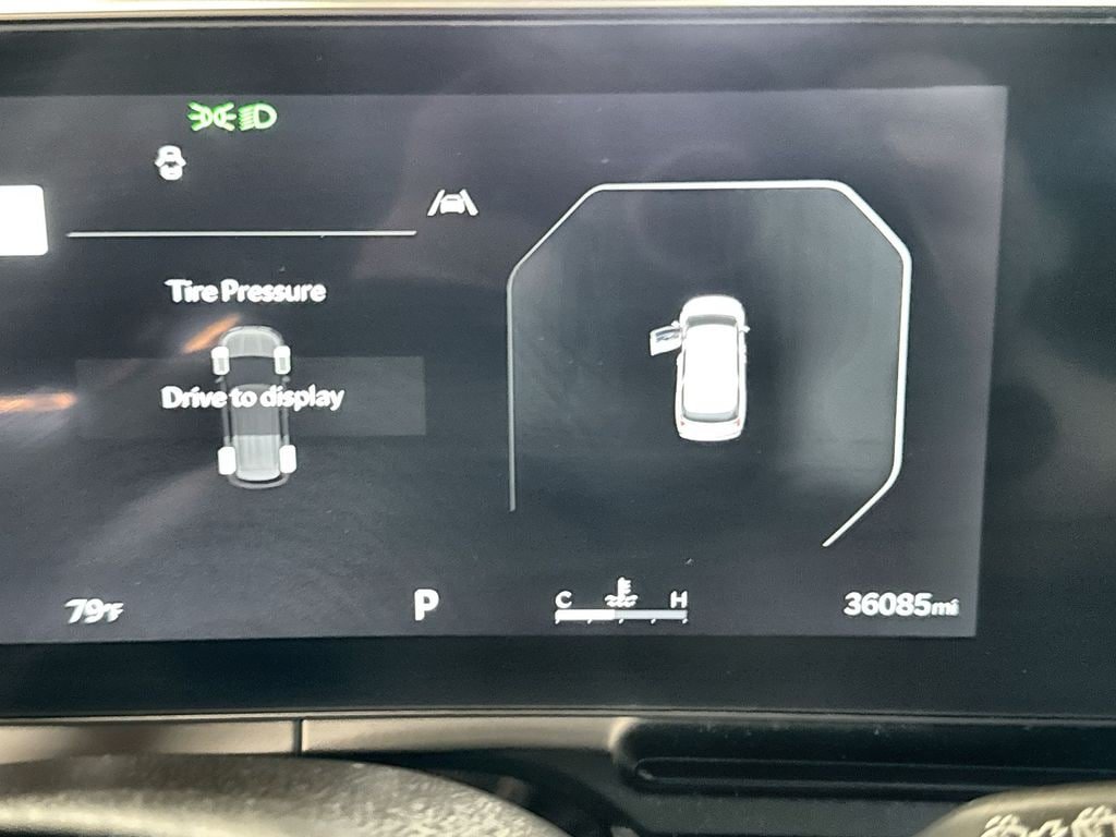 Used 2025 Kia Carnival SX Prestige FWD image 18