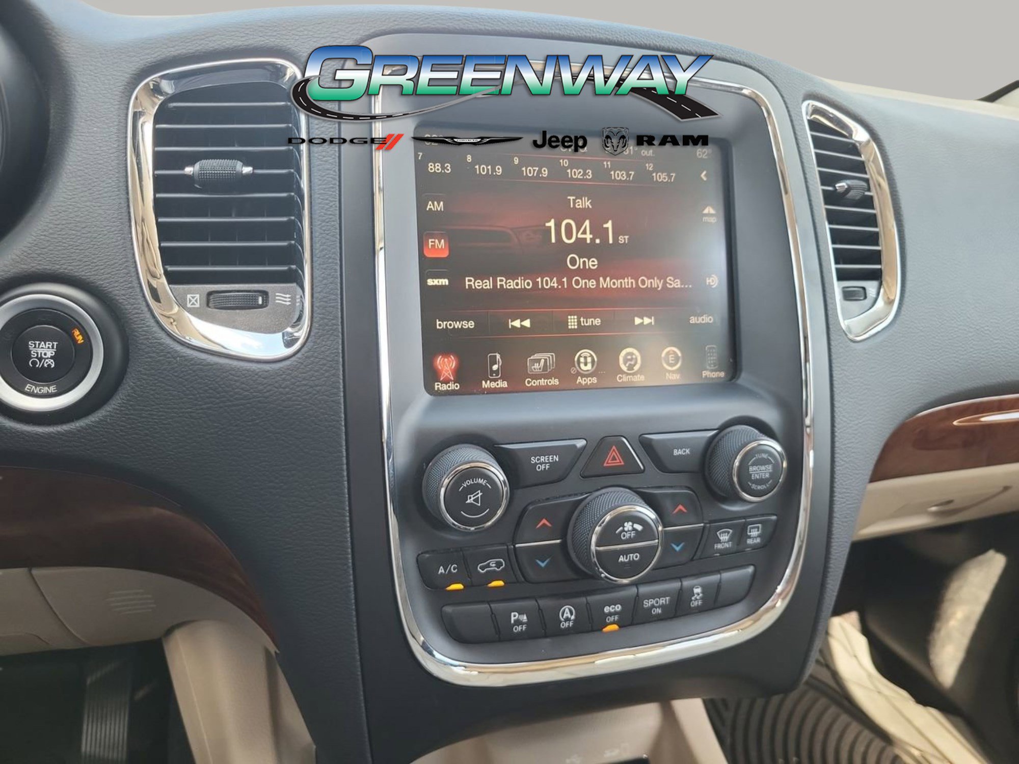 Used 2016 Dodge Durango Limited w/ Nav & Power Liftgate Group RWD image 19