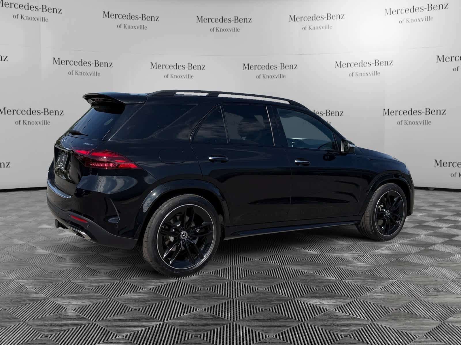 Certified 2026 Mercedes-Benz GLE 580 4MATIC image 5