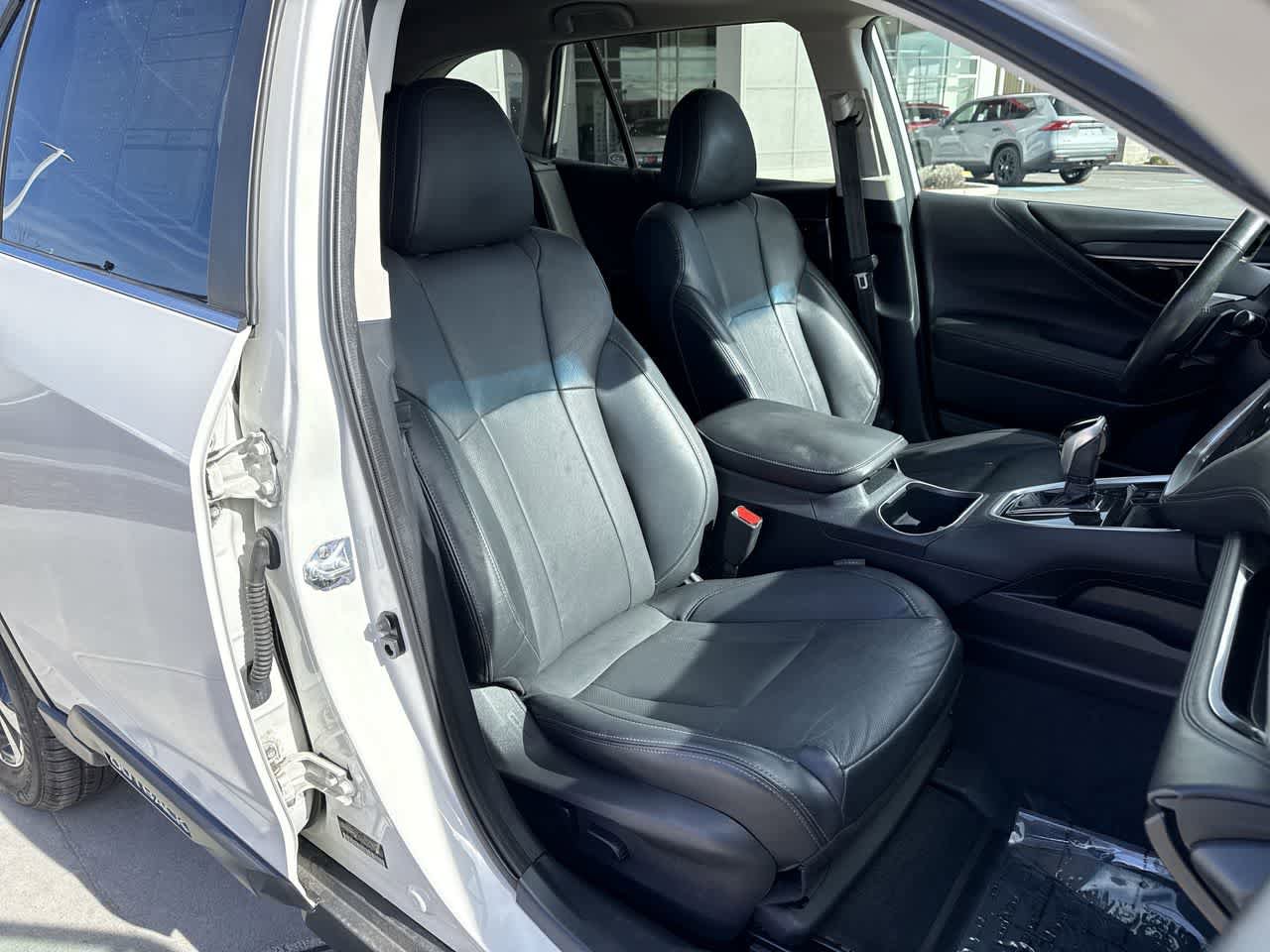 Used 2021 Subaru Outback Limited XT w/ Popular Package #2 AWD/4WD image 14