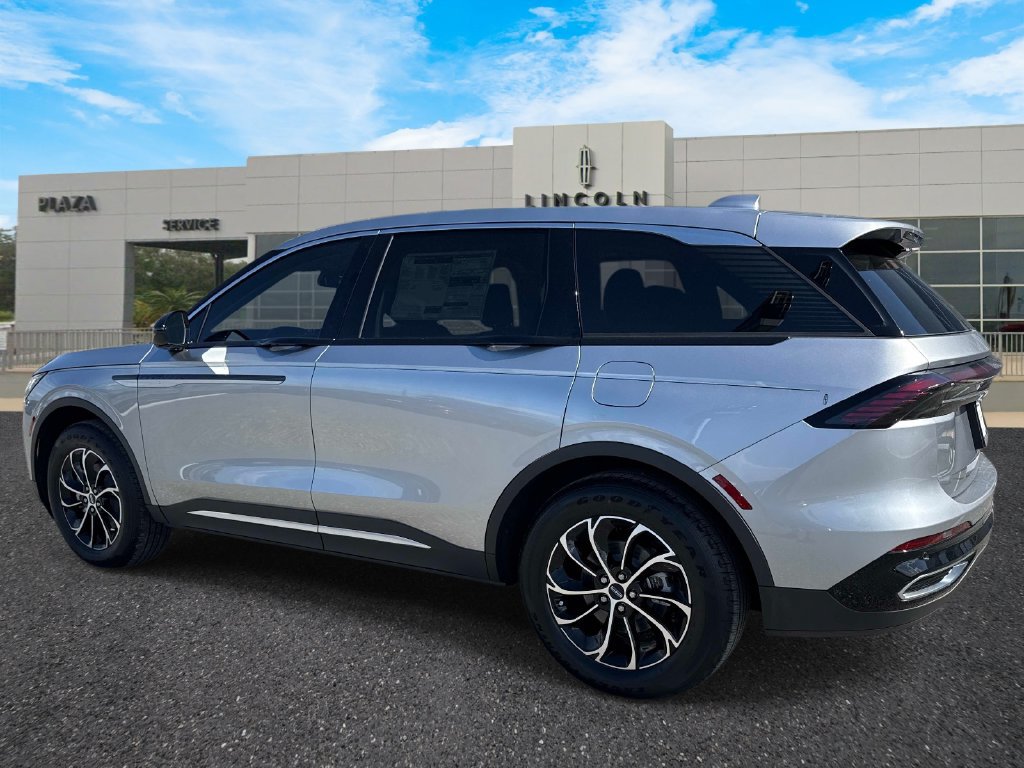 New 2026 Lincoln Nautilus Premier AWD/4WD image 5
