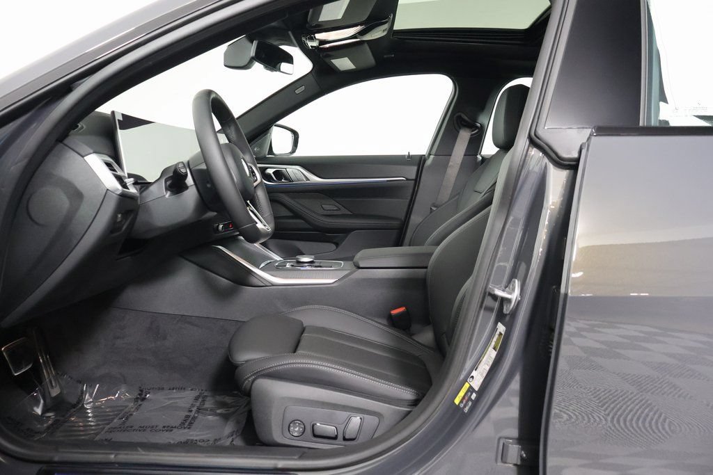 New 2026 BMW i4 eDrive40 w/ M Sport Package RWD image 5
