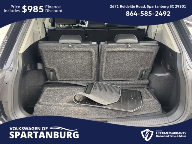 Used 2023 Volkswagen Tiguan SE image 8