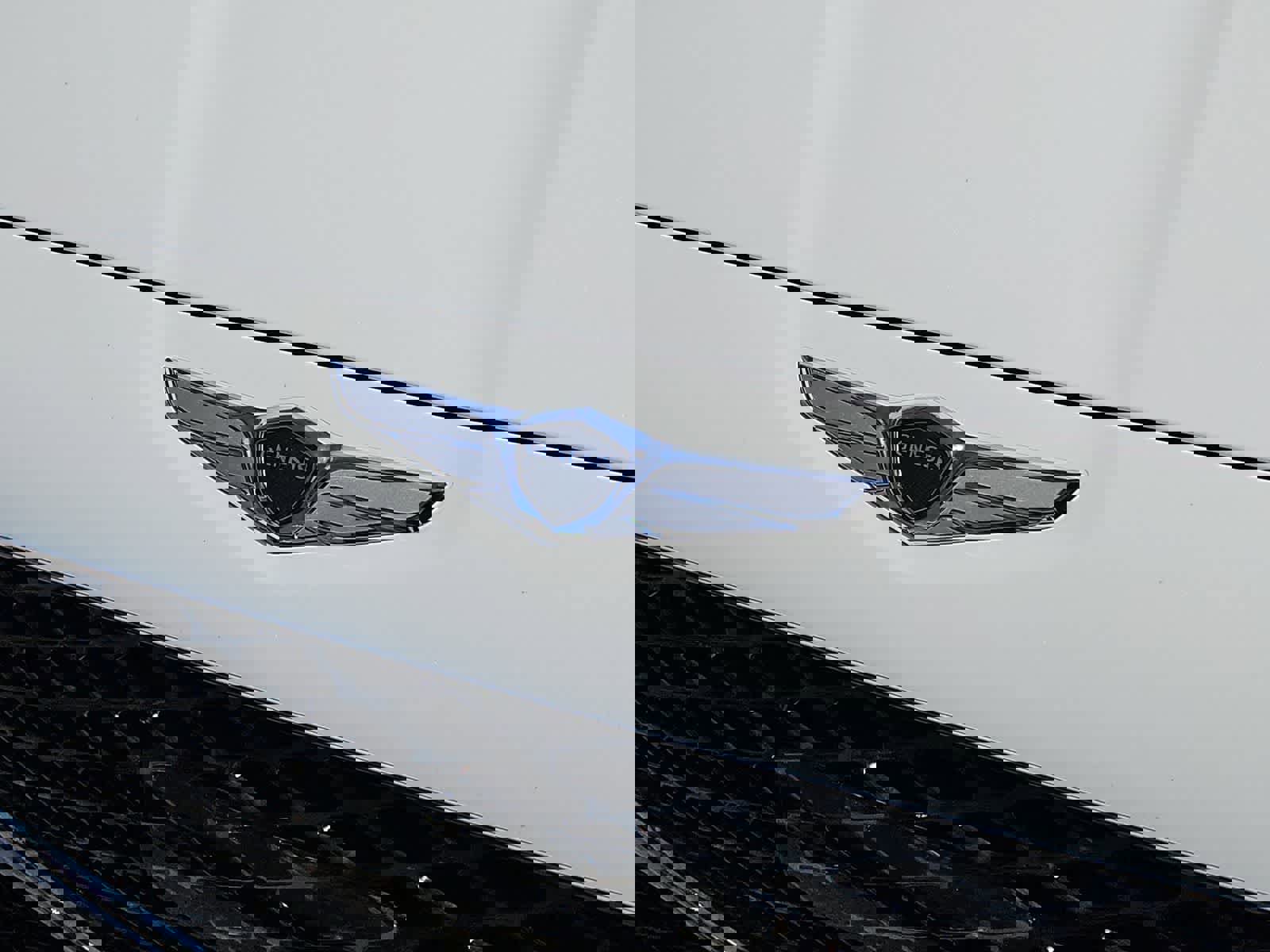 Used 2023 Genesis G70 2.0T w/ Sport Prestige Package image 11