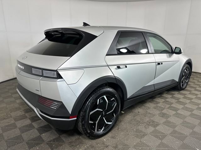 Used 2024 Hyundai Ioniq 5 SEL image 3