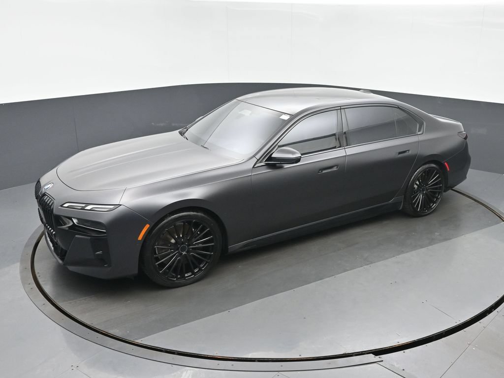 Used 2023 BMW i7 xDrive60 AWD/4WD image 38