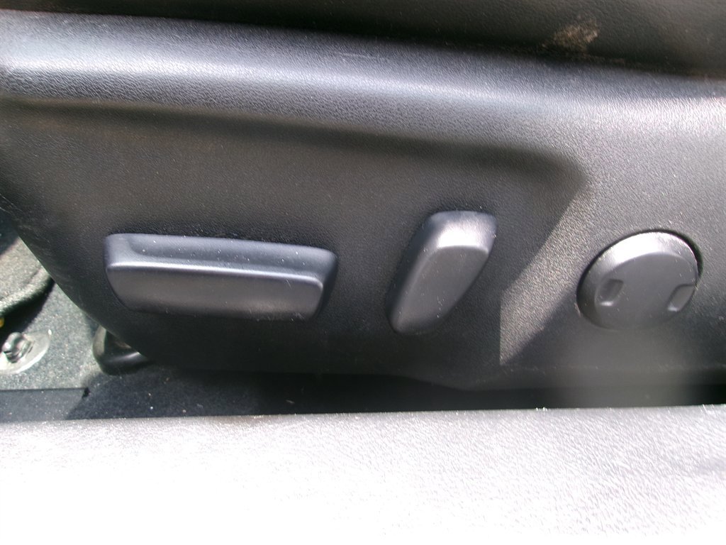 Used 2015 Toyota Camry SE image 22