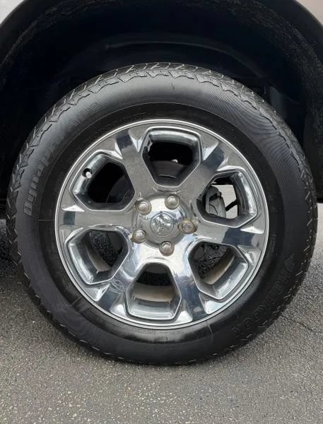 Used 2017 RAM 1500 Laramie w/ Convenience Group AWD/4WD image 15