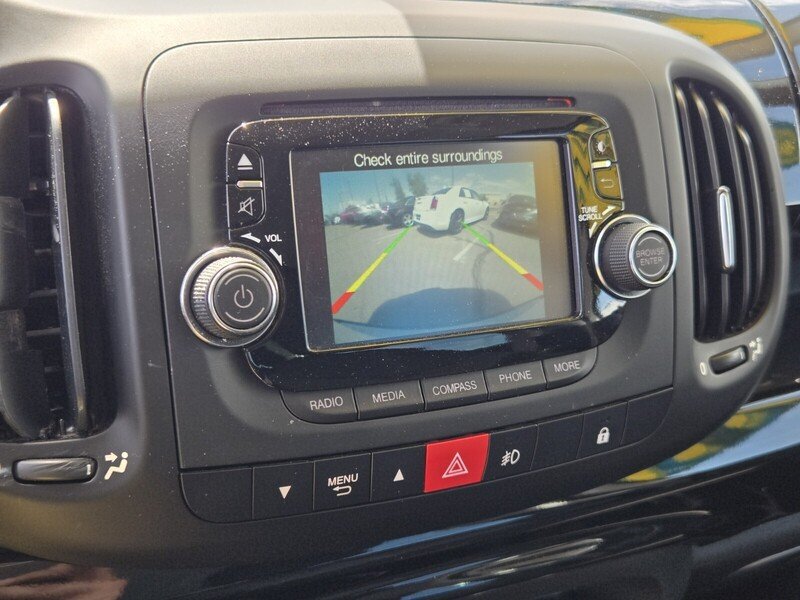 Used 2015 FIAT 500L Trekking FWD image 23