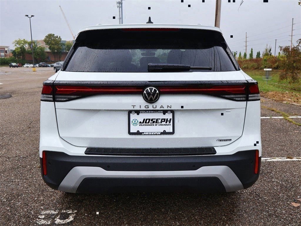 New 2025 Volkswagen Tiguan S image 4