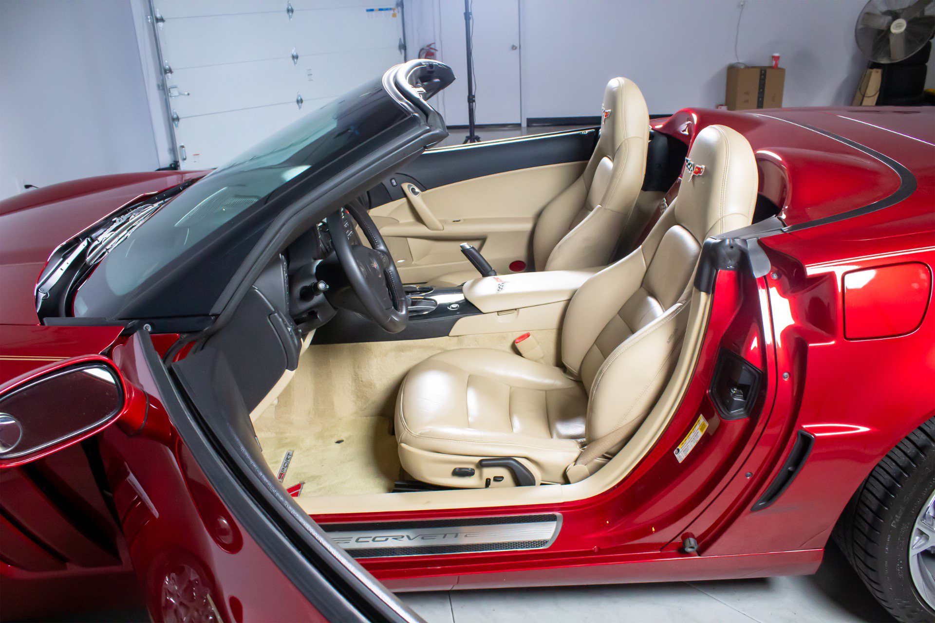 Used 2010 Chevrolet Corvette Grand Sport w/ Preferred Equipment Group RWD image 31
