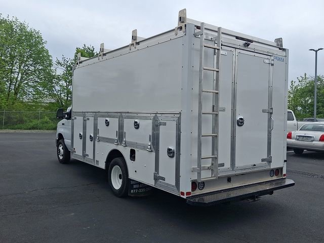 Certified 2023 Ford E-450 and Econoline 450 Super Duty w/ Power Windows & Locks Group RWD image 10