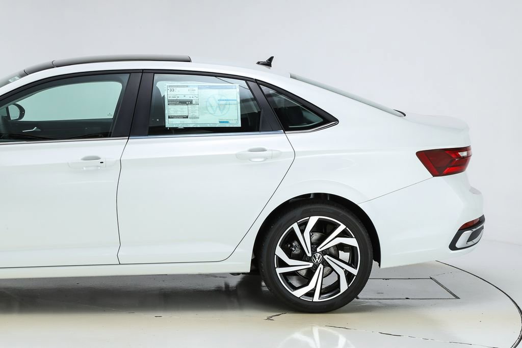 New 2026 Volkswagen Jetta SEL image 4