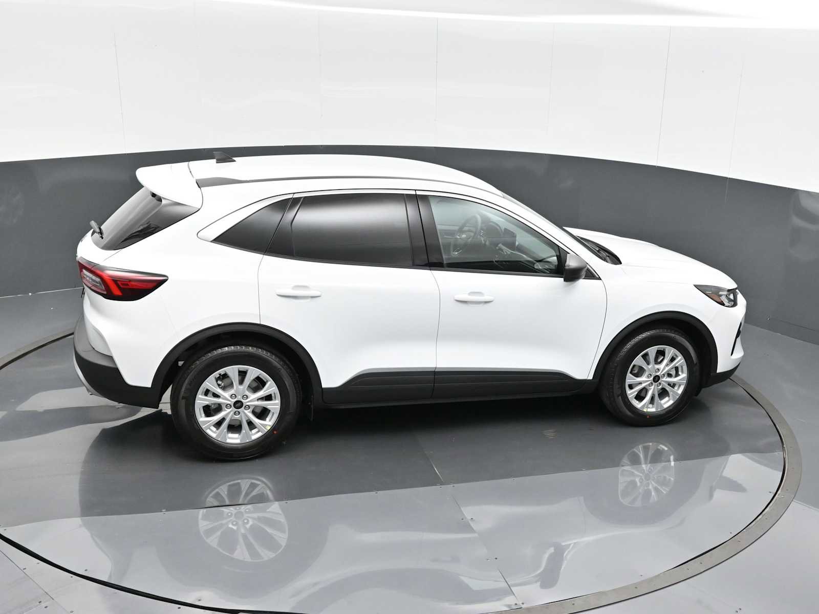 New 2024 Ford Escape Active w/ Cold Weather Package image 17