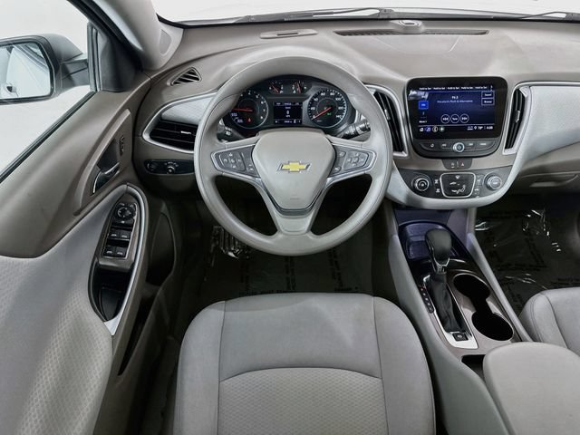 Used 2024 Chevrolet Malibu LS FWD image 21