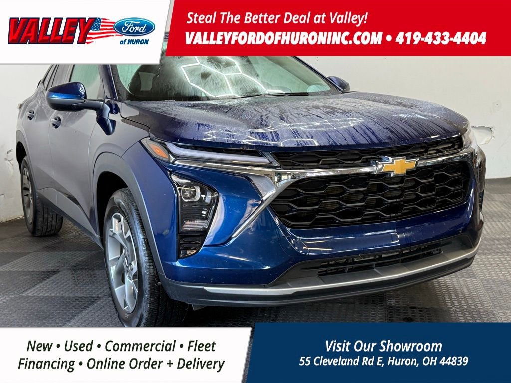 Used 2024 Chevrolet Trax LT w/ LT Convenience Package