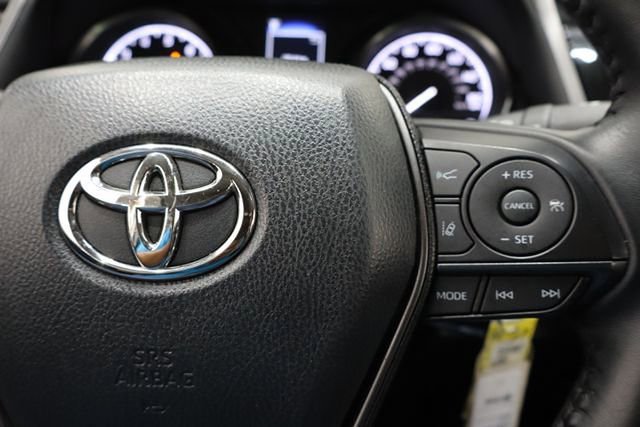 Used 2022 Toyota Camry SE image 22