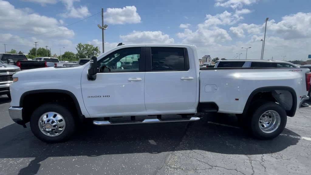 New 2026 Chevrolet Silverado 3500 LT w/ All Star Edition AWD/4WD image 7