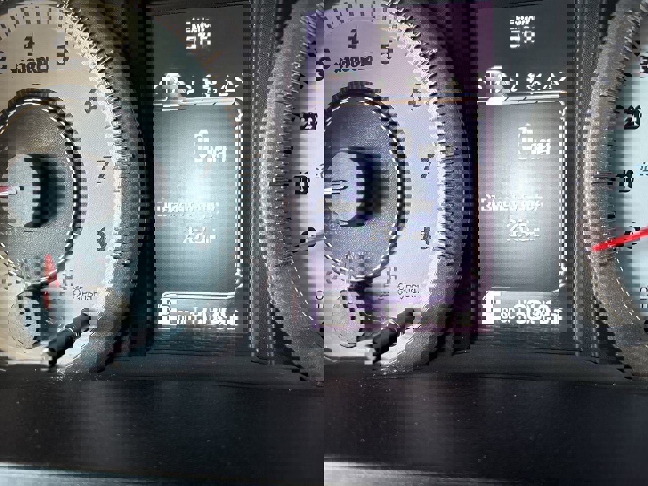 Used 2018 Toyota Sienna SE image 15