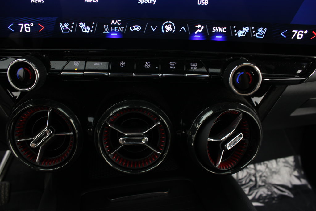 Used 2024 Chevrolet Blazer EV RS AWD/4WD image 9