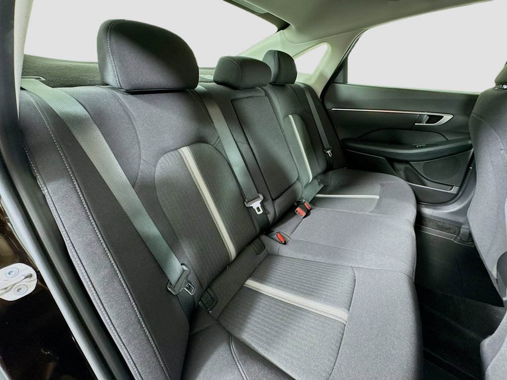 Certified 2025 Hyundai Sonata SEL image 28