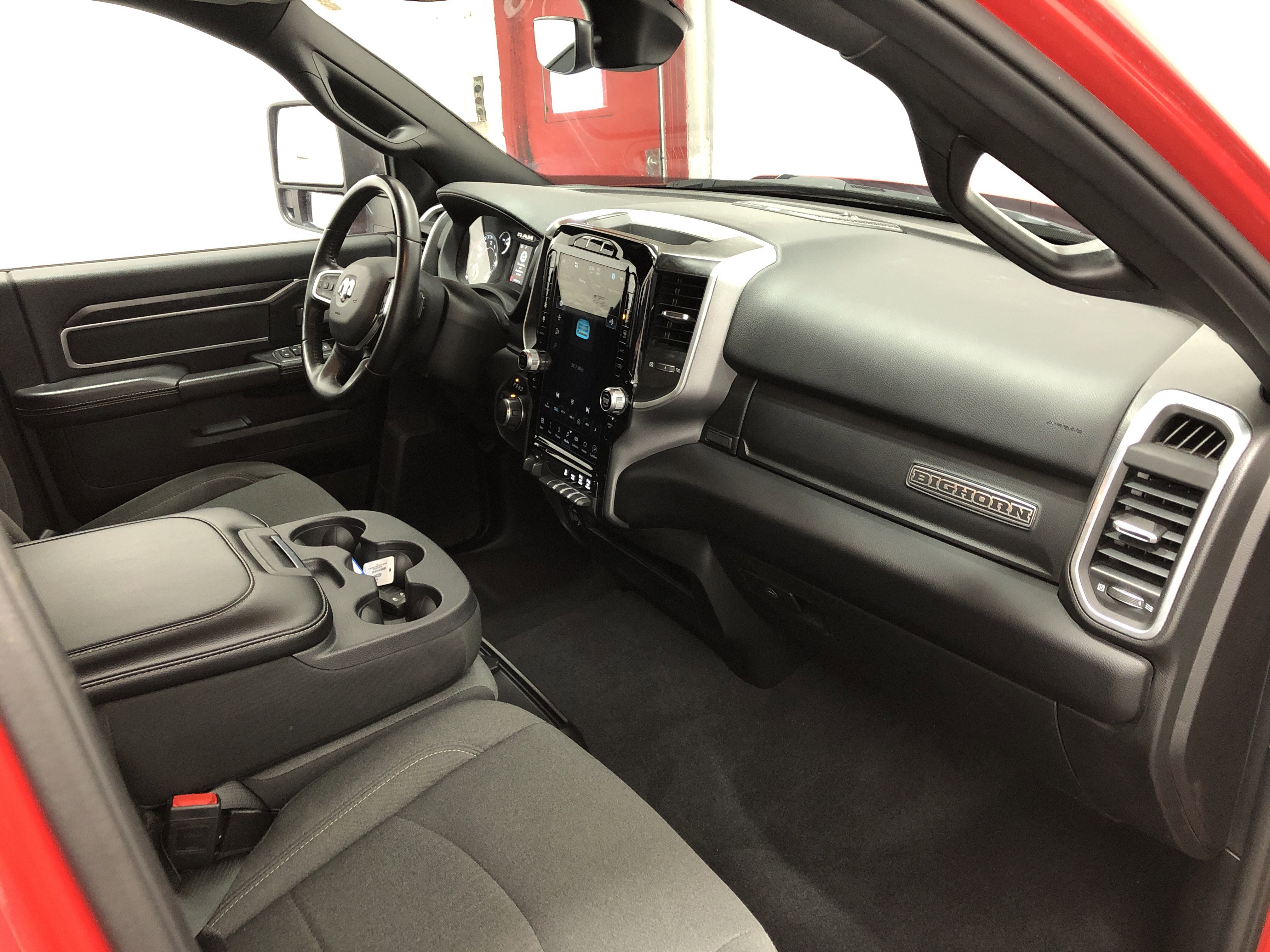Certified 2024 RAM 2500 Big Horn w/ Night Edition AWD/4WD image 17