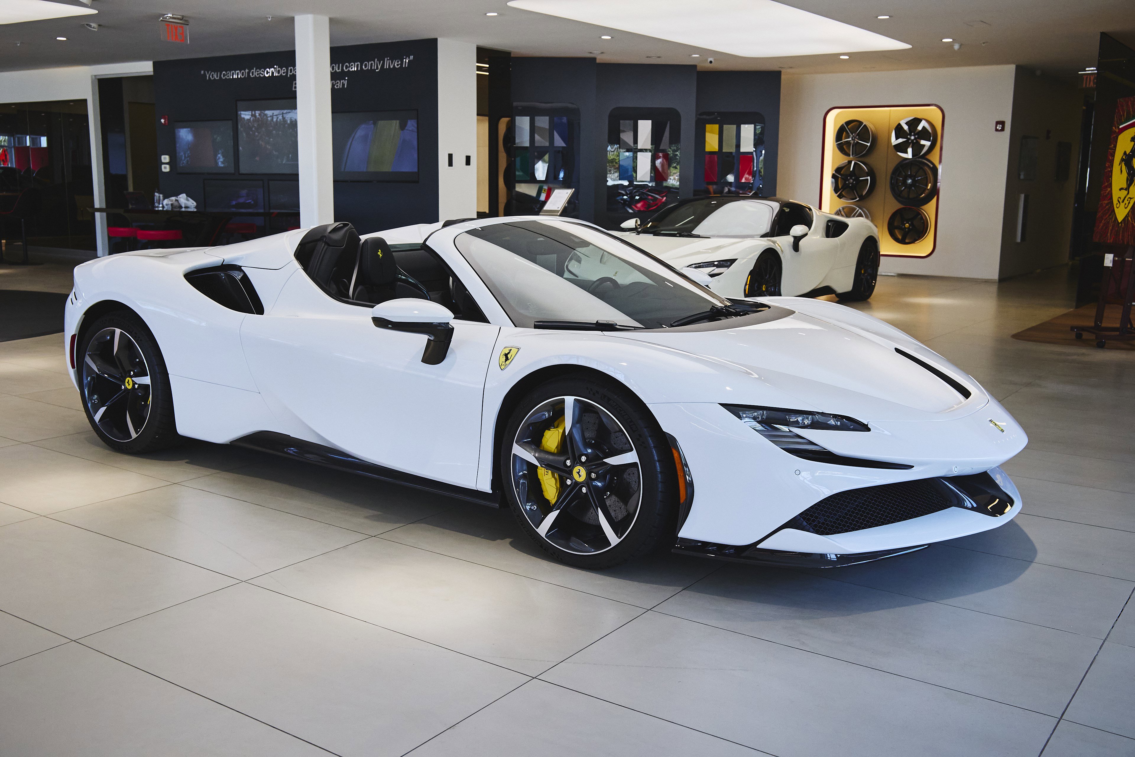 Used 2024 Ferrari SF90 Spider image 42