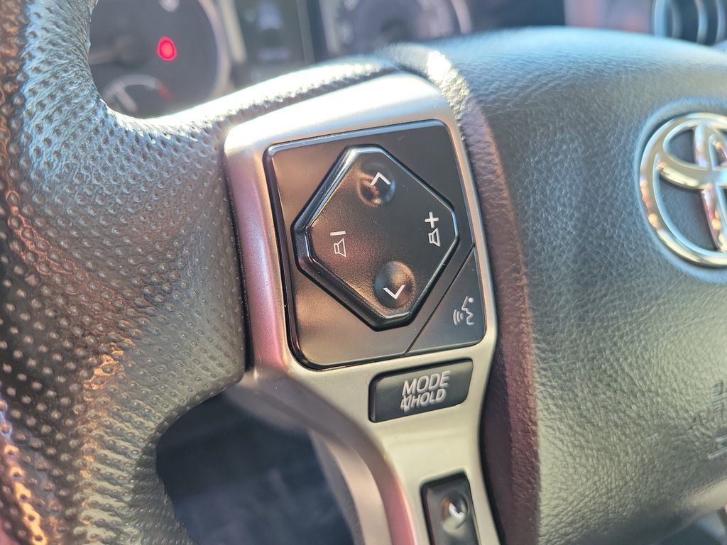 Used 2022 Toyota Tacoma SR5 w/ Technology Package image 21