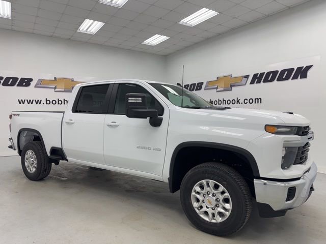 New 2026 Chevrolet Silverado 2500 LT image 3