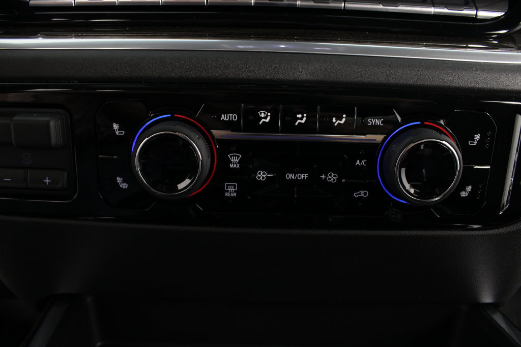 New 2026 Chevrolet Silverado 1500 LT Trail Boss w/ LT Trail Boss Premium Package AWD/4WD image 7