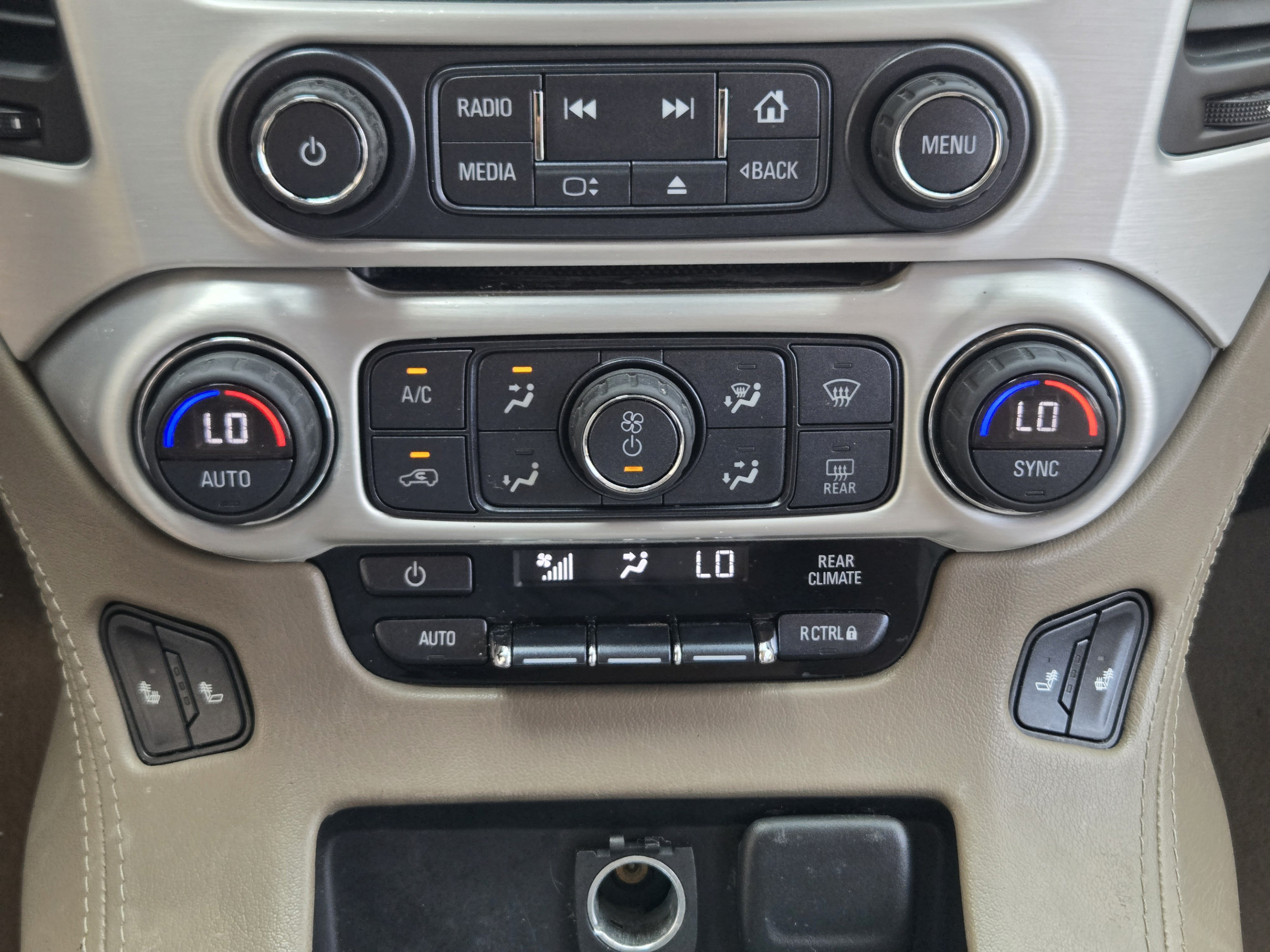 Used 2019 GMC Yukon SLT RWD image 17