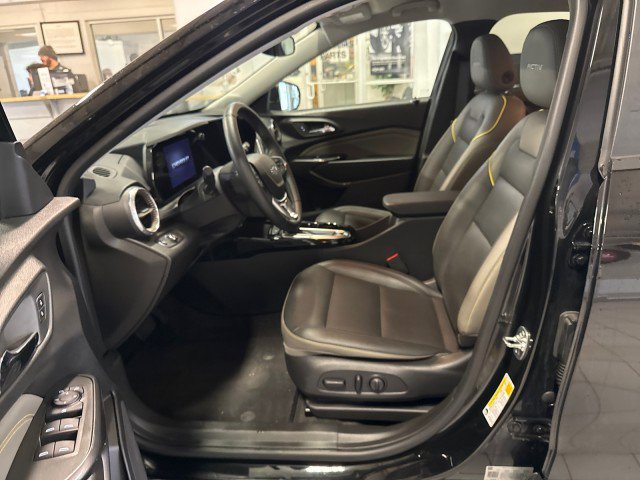 Used 2025 Chevrolet Trax ACTIV w/ Driver Confidence Package image 15