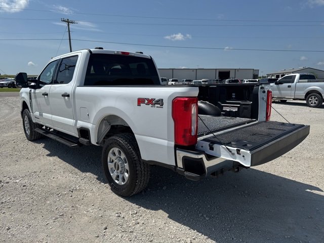 Used 2024 Ford F250 XLT w/ FX4 Off-Road Package image 4