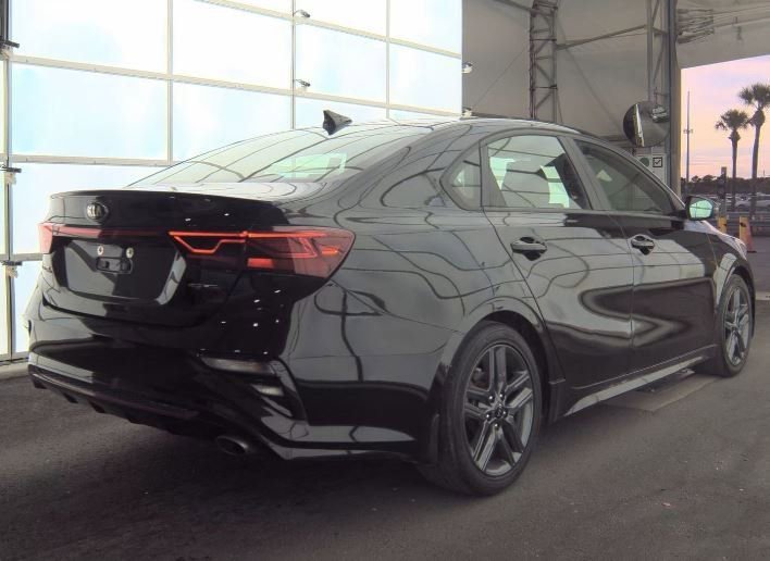 Used 2021 Kia Forte GT-Line w/ GT-Line Premium Package image 5