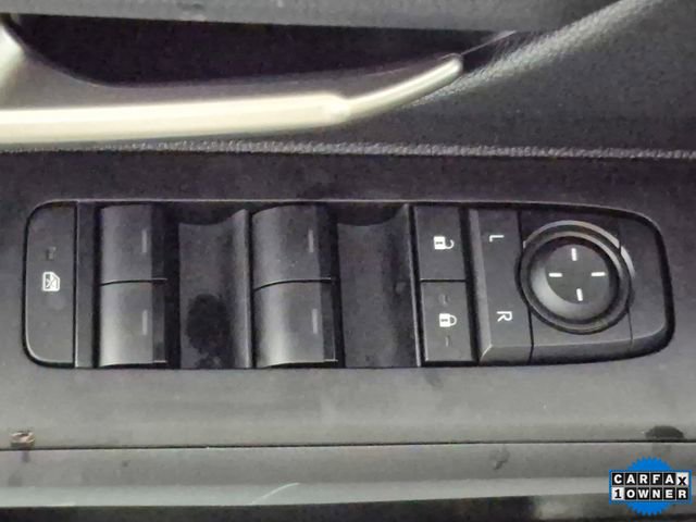 Certified 2025 Toyota Tacoma TRD Off-Road image 7