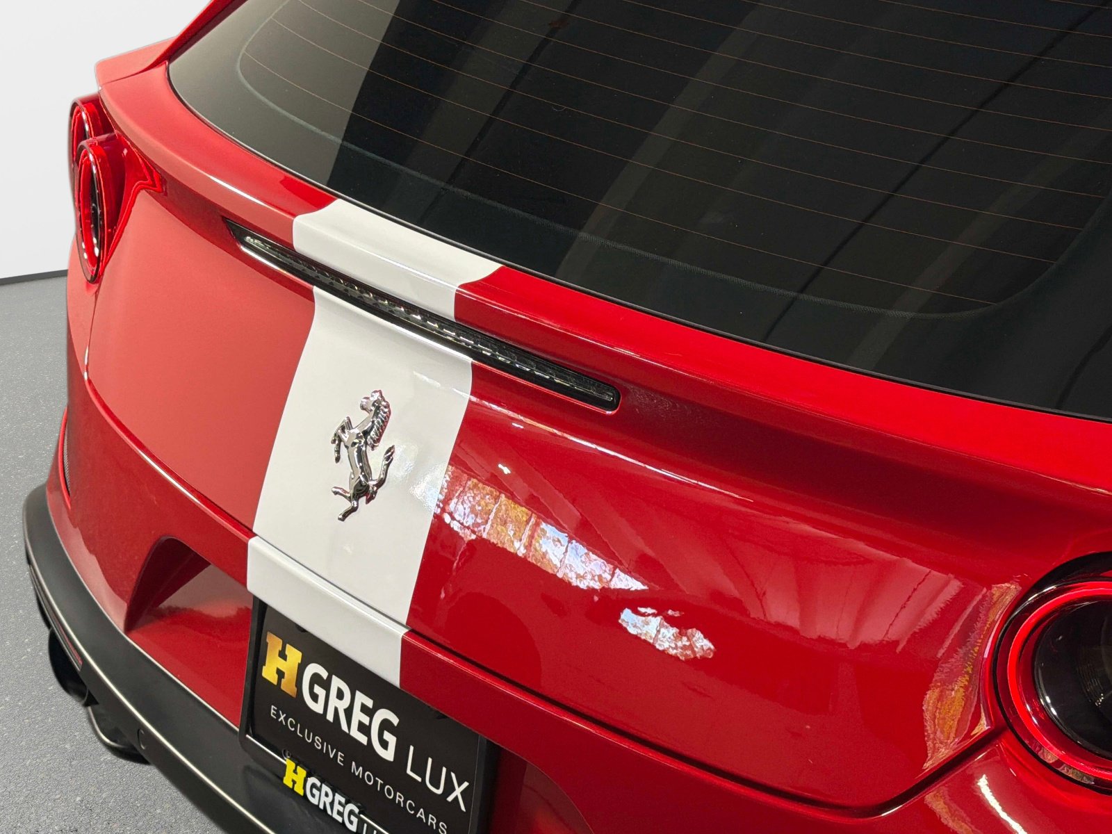 Used 2018 Ferrari GTC4Lusso T RWD image 19