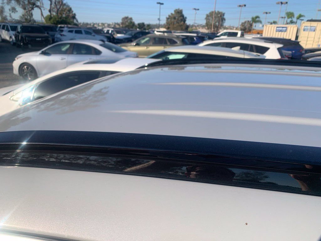 Certified 2022 Kia Sorento EX FWD image 9