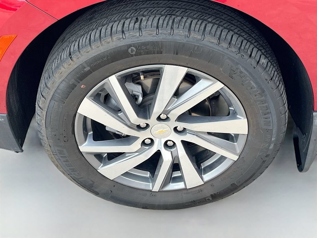 Used 2023 Chevrolet Equinox Premier AWD/4WD image 30