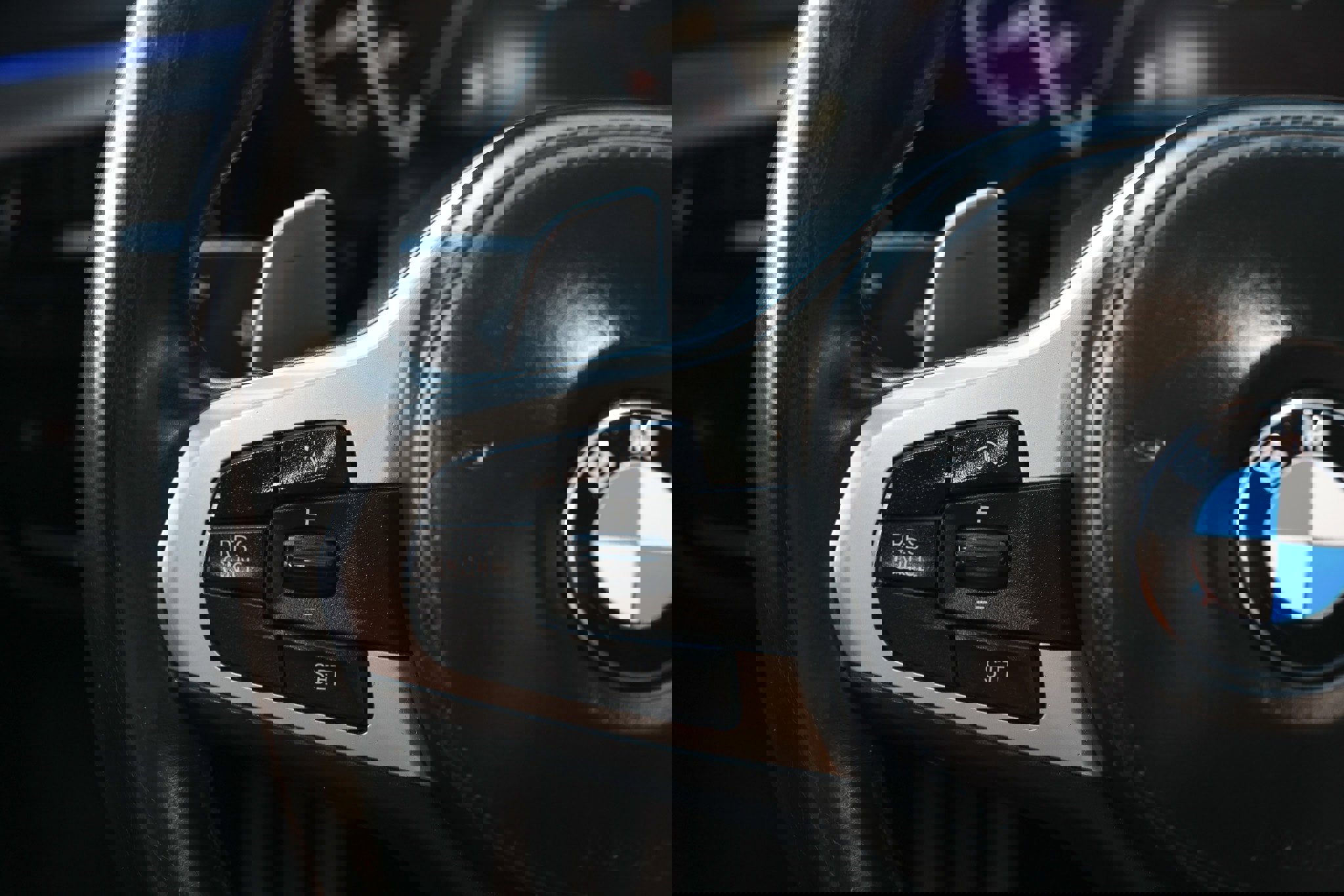 Used 2018 BMW 540i image 32