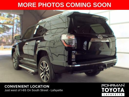 Used 2016 Toyota 4Runner SR5 AWD/4WD image 2