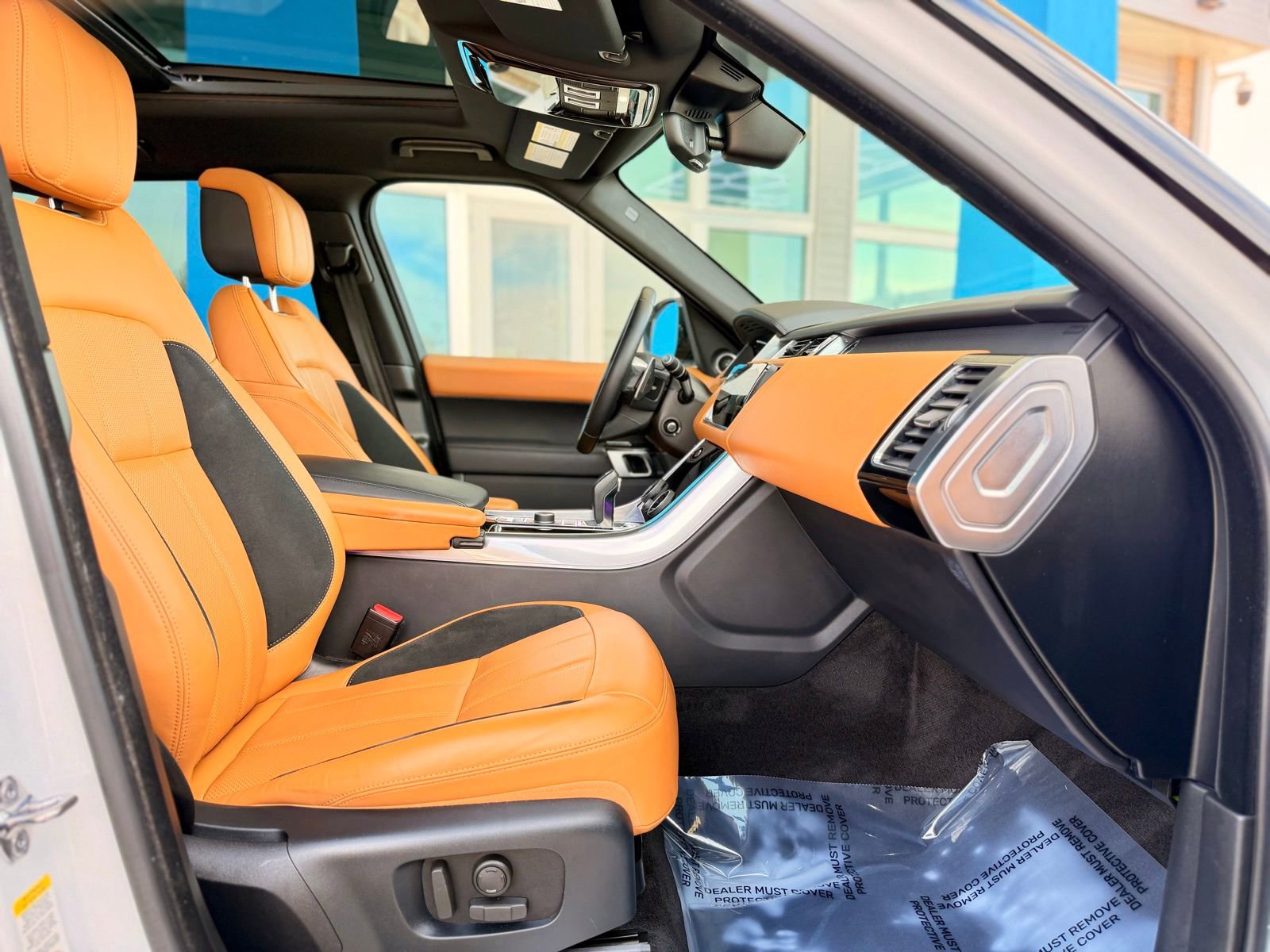 Used 2020 Land Rover Range Rover Sport HSE Dynamic image 38