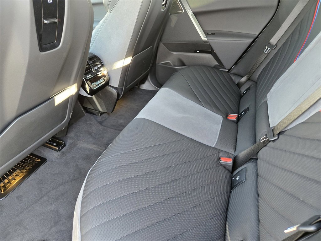 New 2026 BMW iX xDrive45 w/ M Sport Package image 31