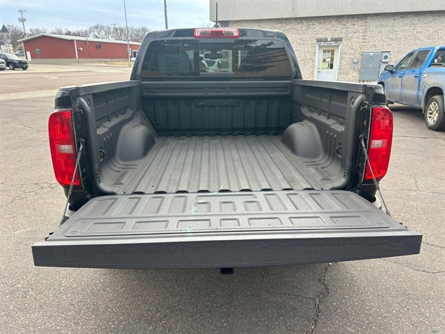 Used 2019 Chevrolet Colorado ZR2 image 18