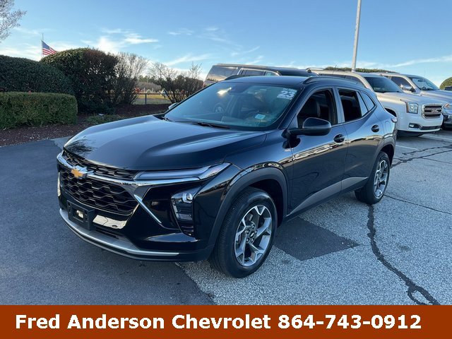 Used 2024 Chevrolet Trax LT w/ Driver Confidence Package