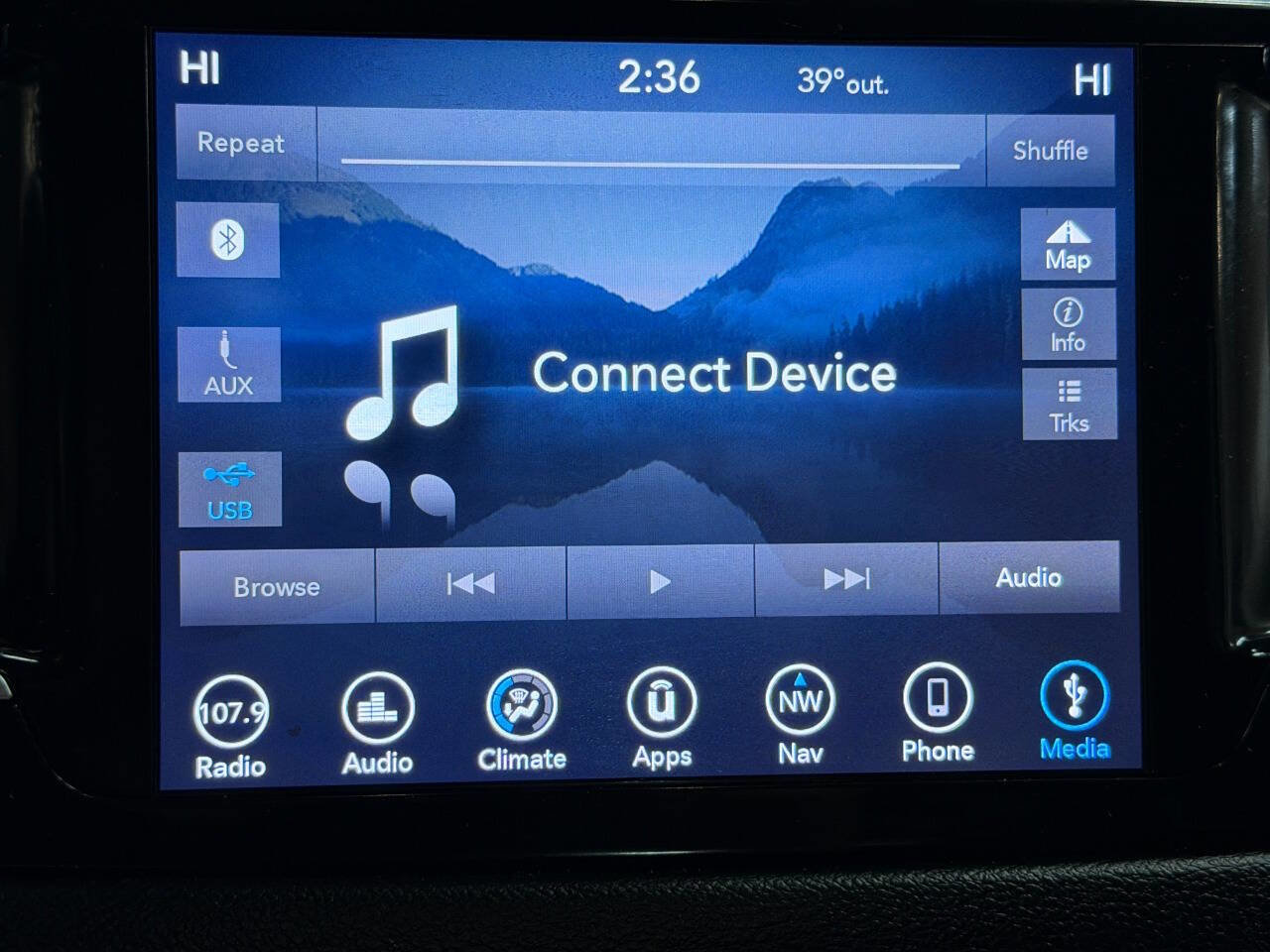 Used 2019 Chrysler Pacifica Touring Plus FWD image 46