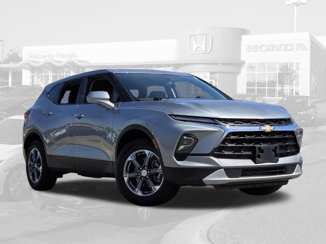 Used 2025 Chevrolet Blazer LT image 21