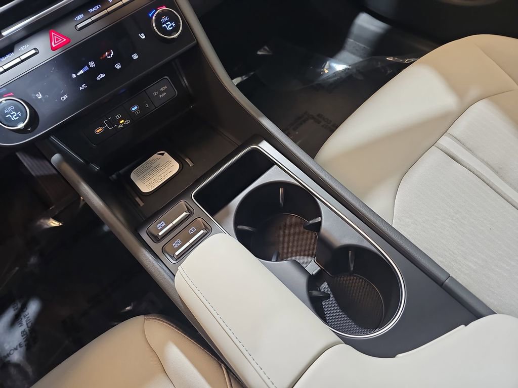 New 2026 Hyundai Sonata SEL FWD image 24